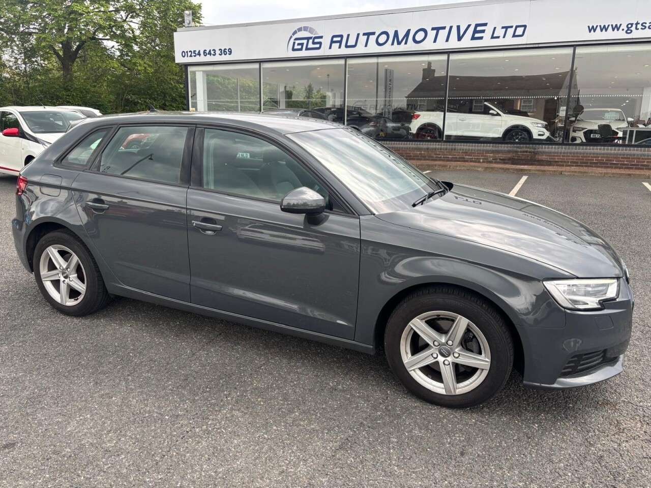 A 2019 AUDI A3 SPORTBACK 1.0 TFSI 30 SE TECHNIK FIVE DOOR 115 BHP A 2019 AUDI A3 SPORTBACK 1.0 TFSI 30 SE TECHNIK FIVE DOOR 115 BHP