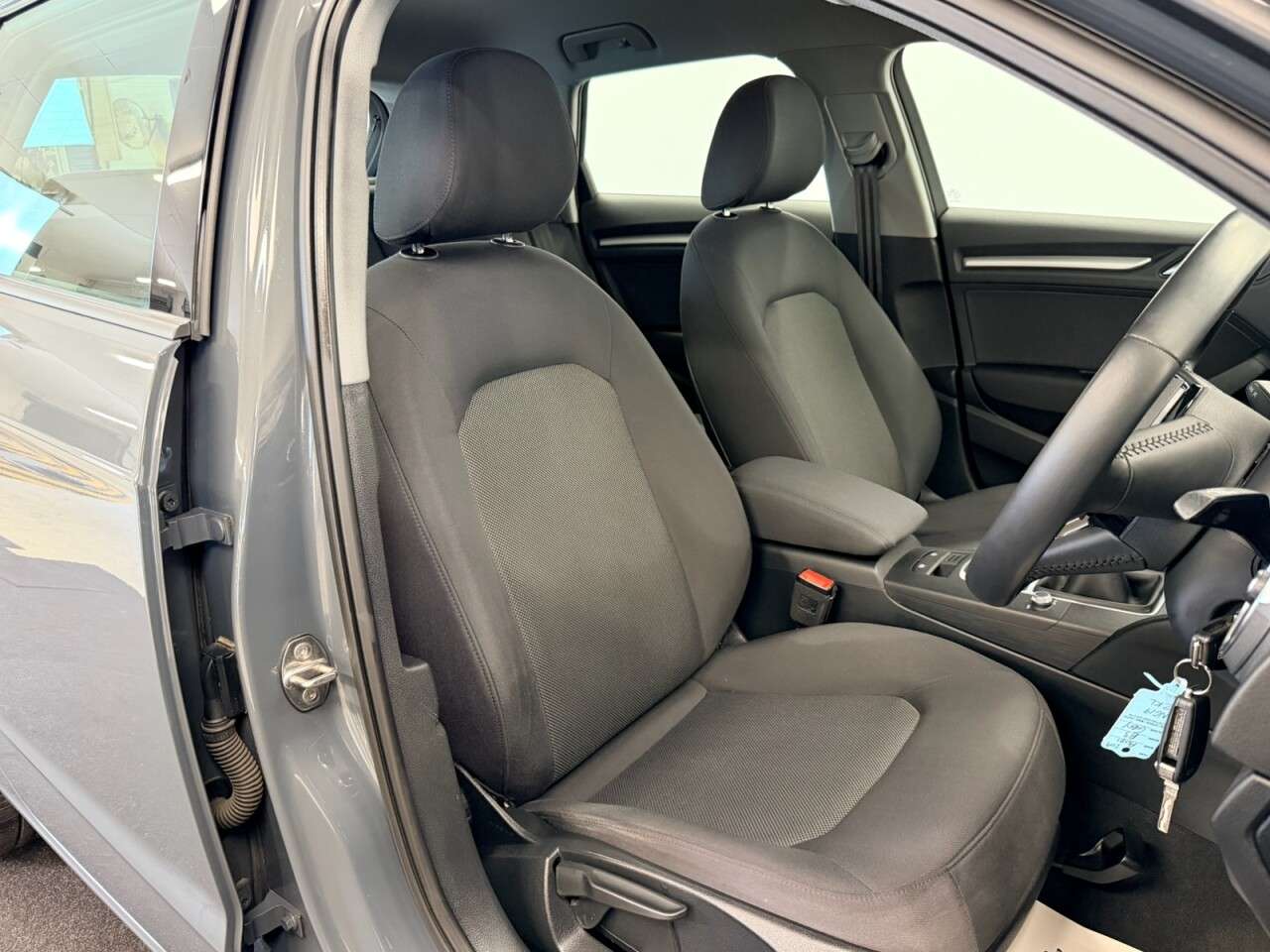 A 2019 AUDI A3 SPORTBACK 1.0 TFSI 30 SE TECHNIK FIVE DOOR 115 BHP + SAT NAV + PARKING SENS A 2019 AUDI A3 SPORTBACK 1.0 TFSI 30 SE TECHNIK FIVE DOOR 115 BHP + SAT NAV + PARKING SENS