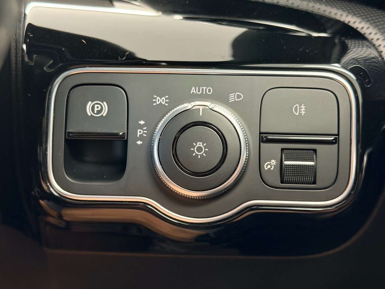 2020 MERCEDES-BENZ A CLASS 2020 MERCEDES-BENZ A CLASS