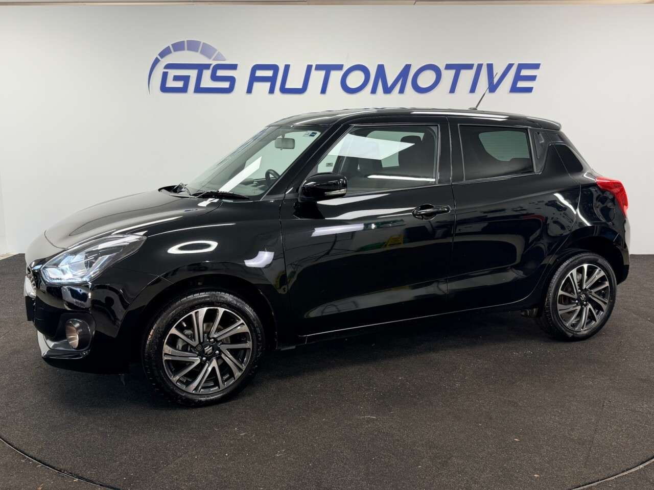 A 2022 SUZUKI SWIFT 1.2 DUALJET MHEV SZ5 HYBRID ALLGRIP 4WD 85 BHP + SAT NAV + REAR CAMERA SIX A 2022 SUZUKI SWIFT 1.2 DUALJET MHEV SZ5 HYBRID ALLGRIP 4WD 85 BHP + SAT NAV + REAR CAMERA SIX