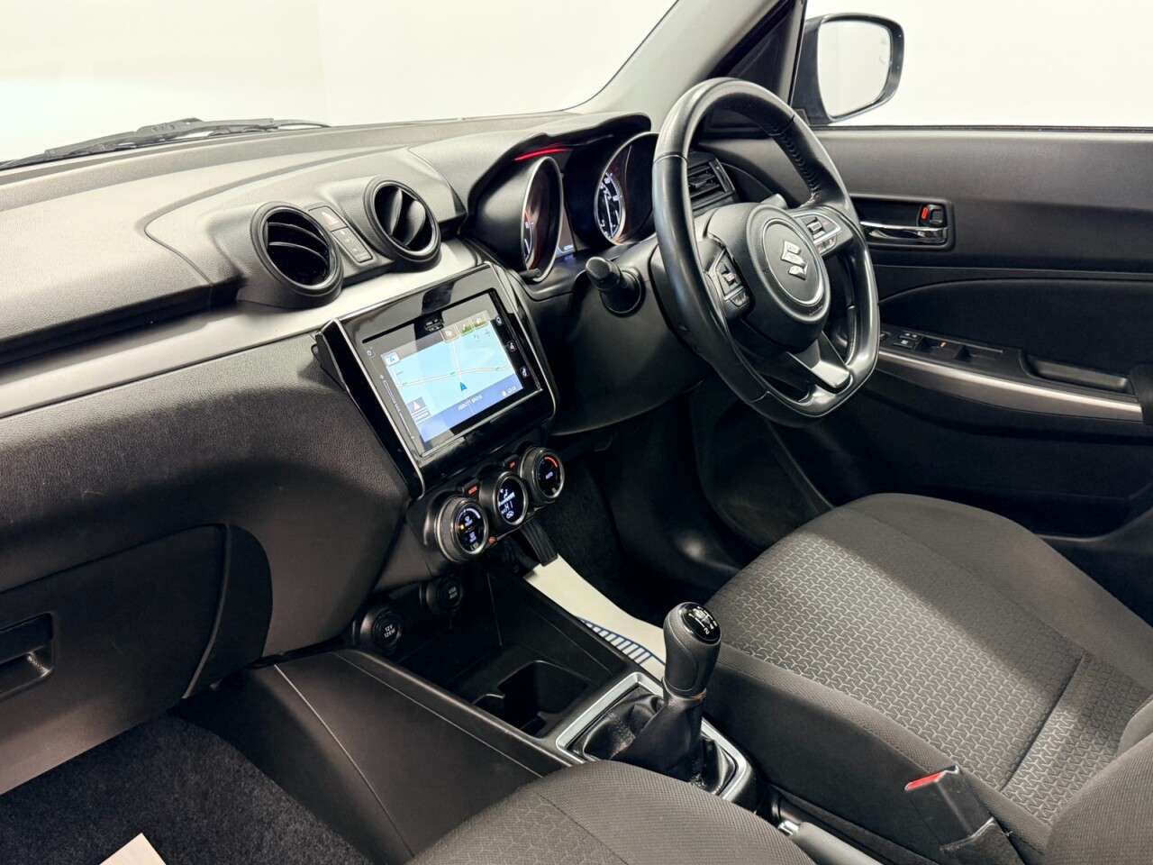 2022 SUZUKI SWIFT 2022 SUZUKI SWIFT