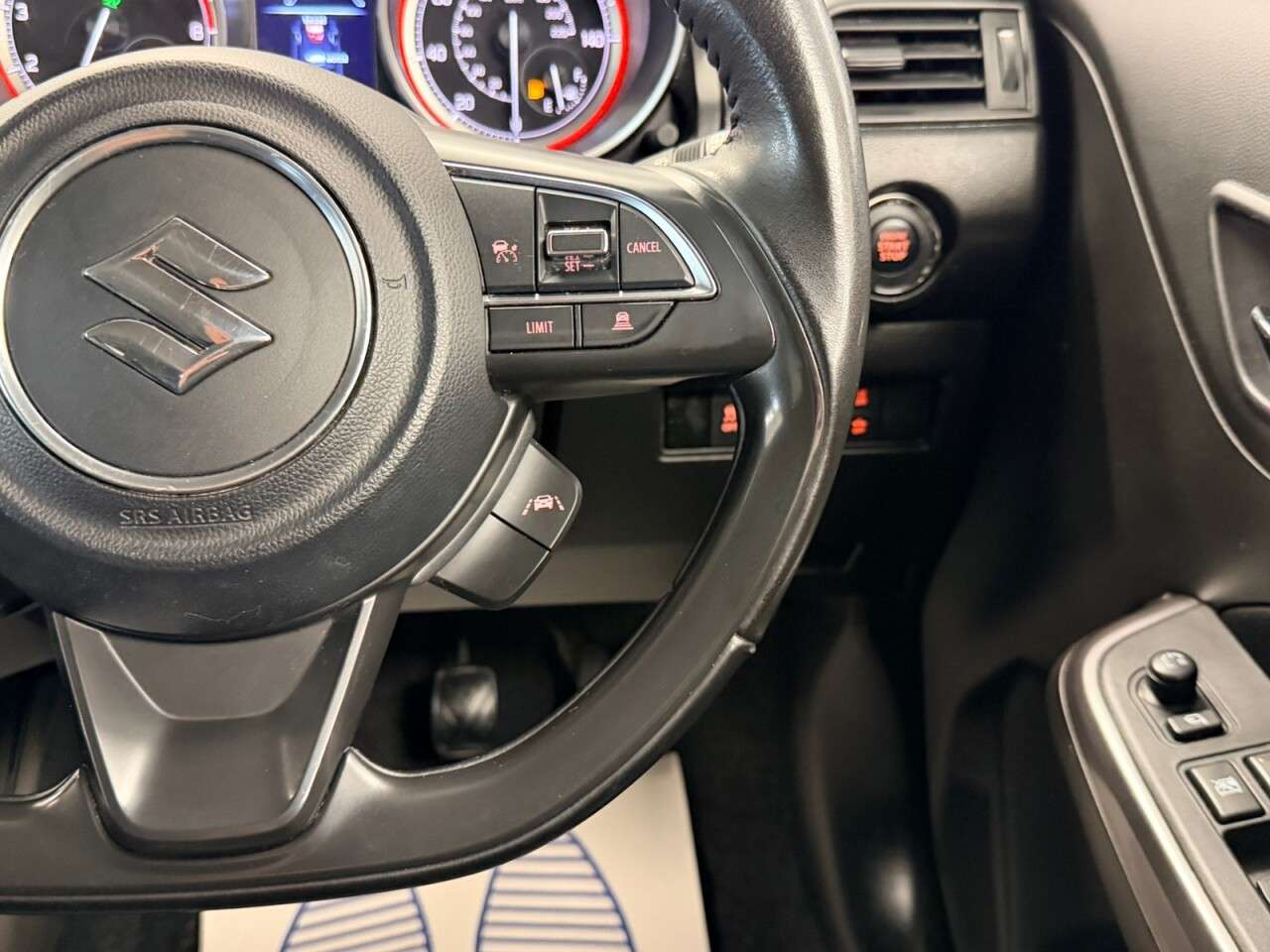2022 SUZUKI SWIFT 2022 SUZUKI SWIFT