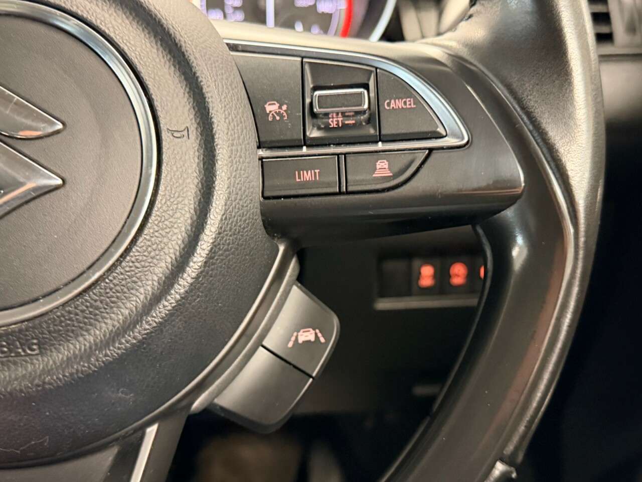 2022 SUZUKI SWIFT 2022 SUZUKI SWIFT