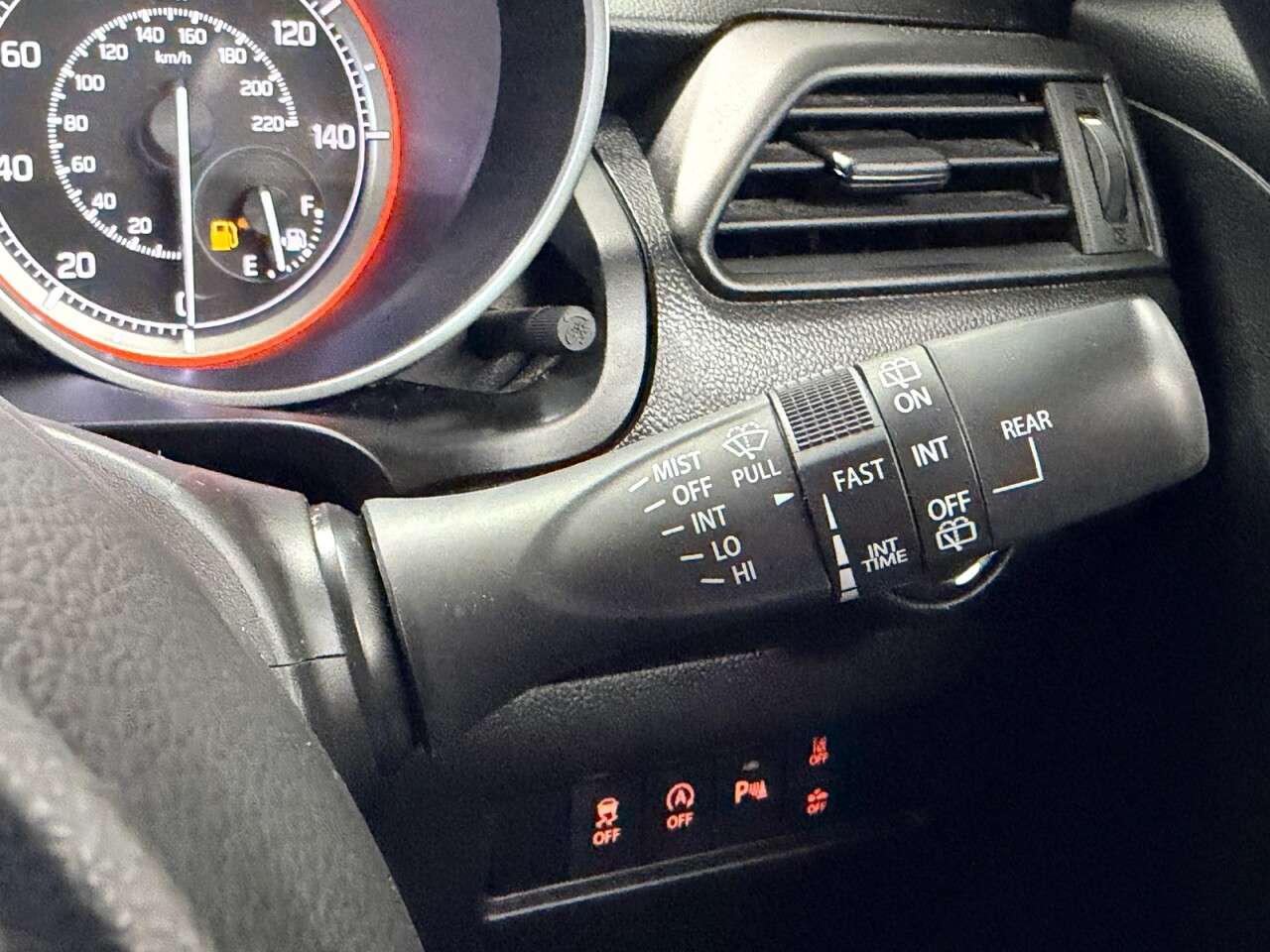 2022 SUZUKI SWIFT 2022 SUZUKI SWIFT