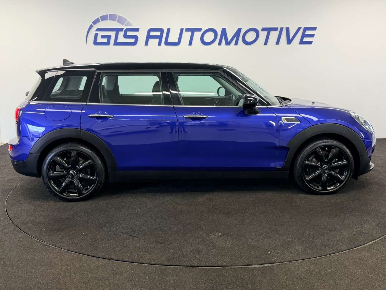 2020 MINI CLUBMAN 2020 MINI CLUBMAN