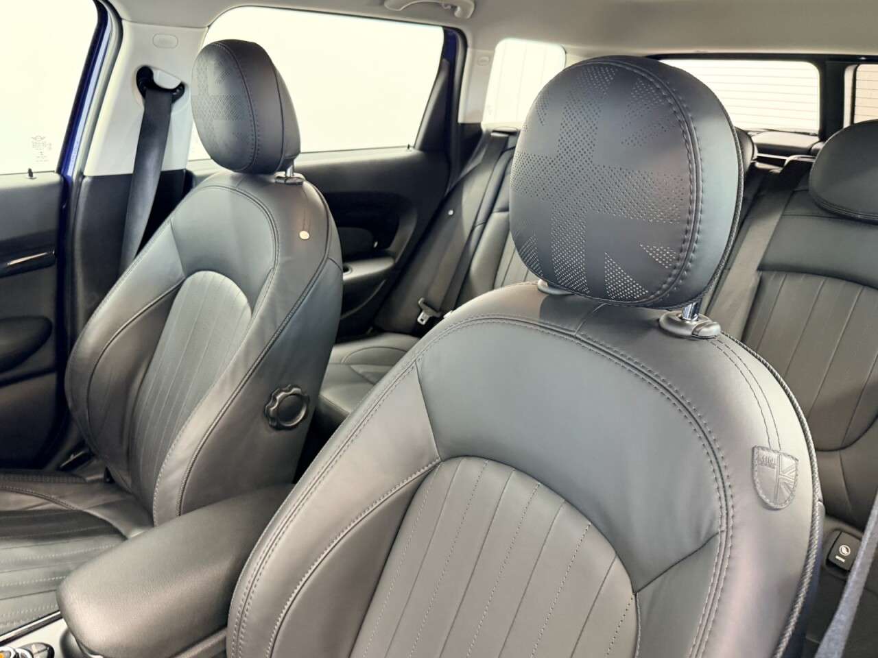 2020 MINI CLUBMAN 2020 MINI CLUBMAN