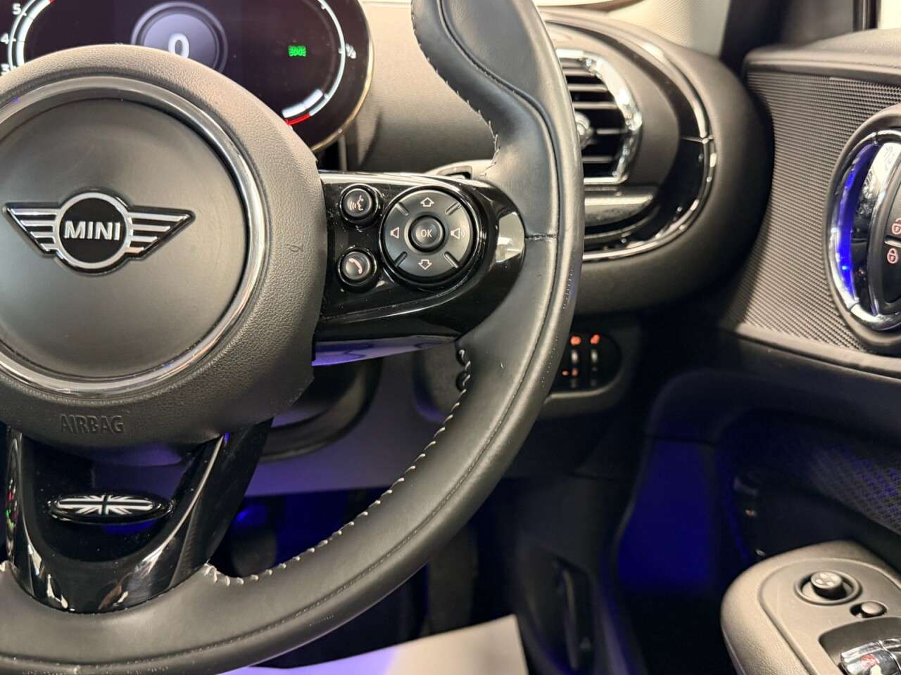 2020 MINI CLUBMAN 2020 MINI CLUBMAN