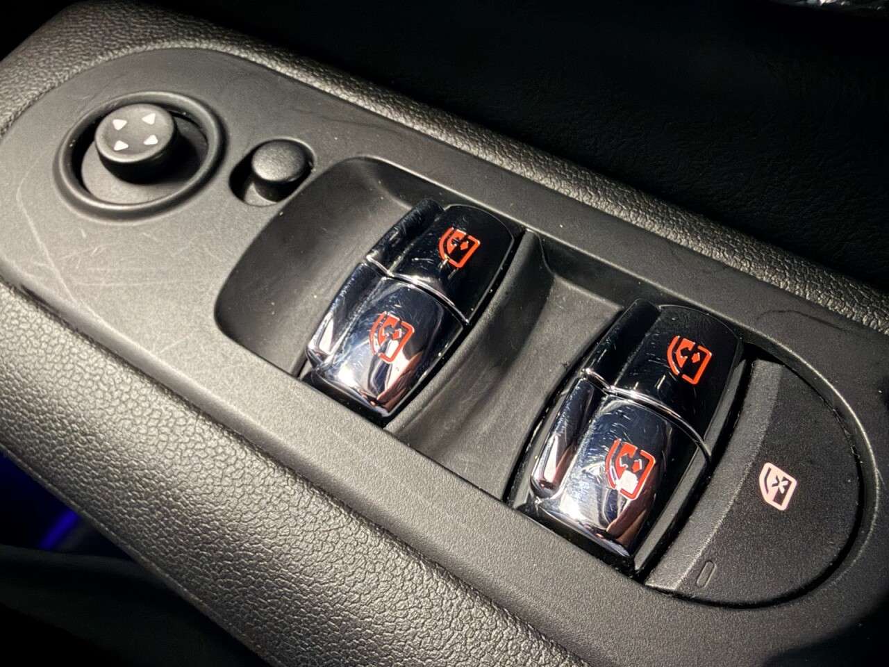 2020 MINI CLUBMAN 2020 MINI CLUBMAN