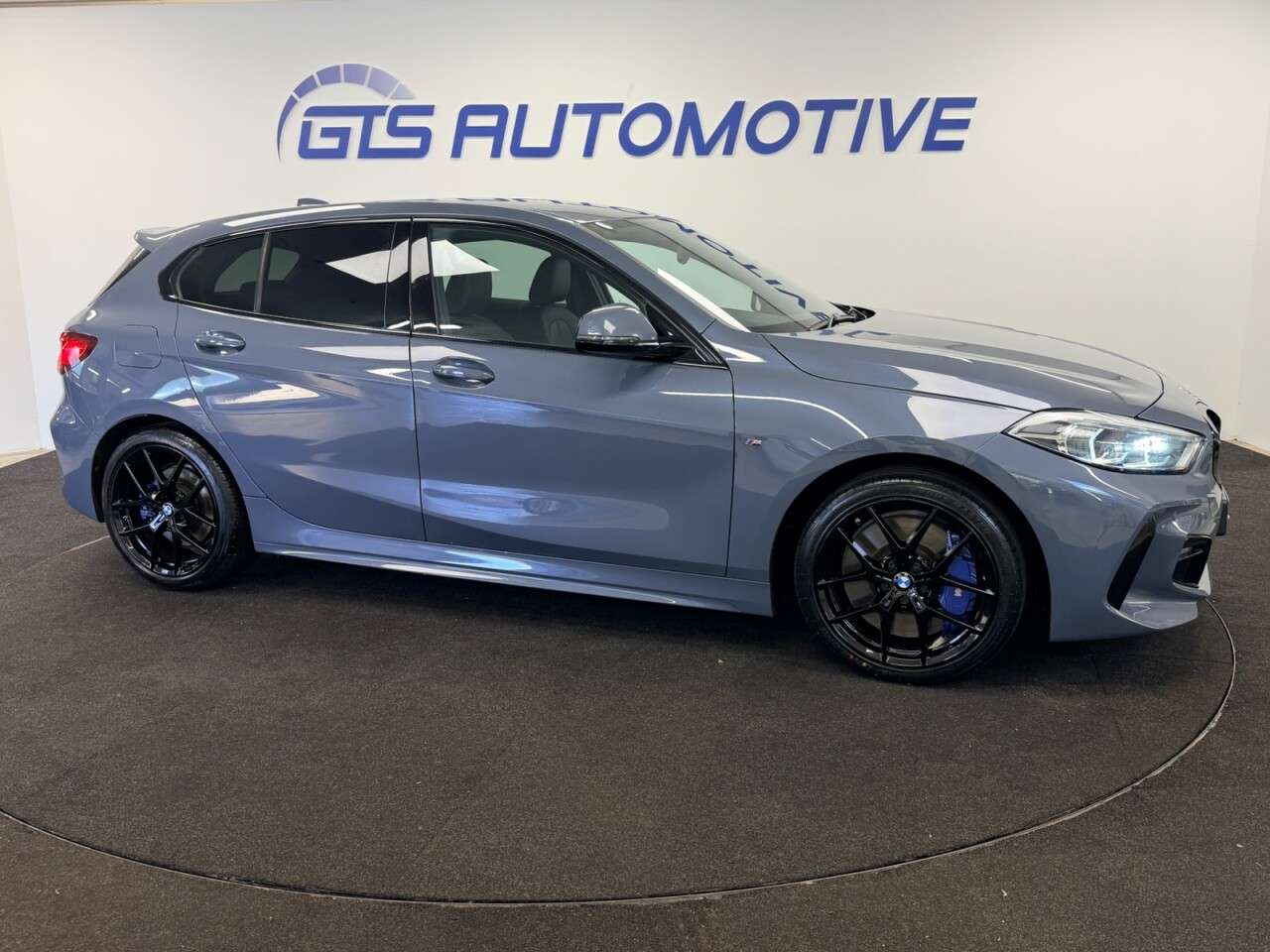 A 2019 BMW 1 SERIES 118i M SPORT PLUS PACK FIVE DOOR 140 BHP + SAT NAV + HEATED LEATHER SIX MON A 2019 BMW 1 SERIES 118i M SPORT PLUS PACK FIVE DOOR 140 BHP + SAT NAV + HEATED LEATHER SIX MON