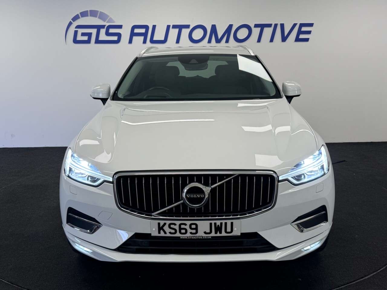 2019 VOLVO XC60 2019 VOLVO XC60