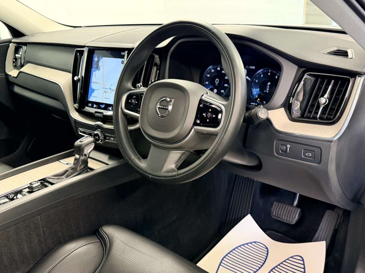 2019 VOLVO XC60 2019 VOLVO XC60