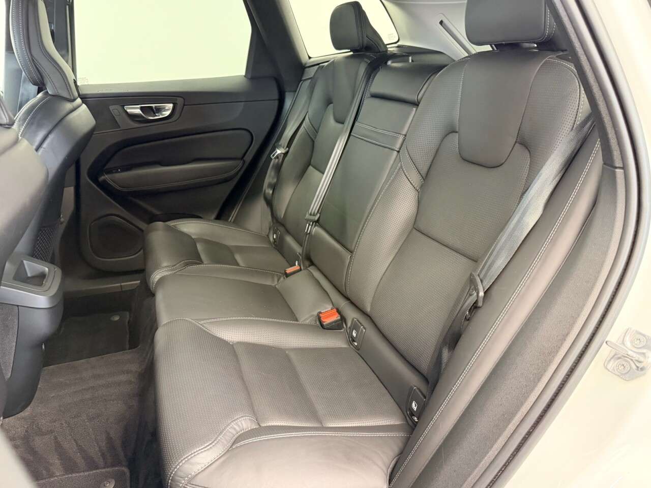 2019 VOLVO XC60 2019 VOLVO XC60