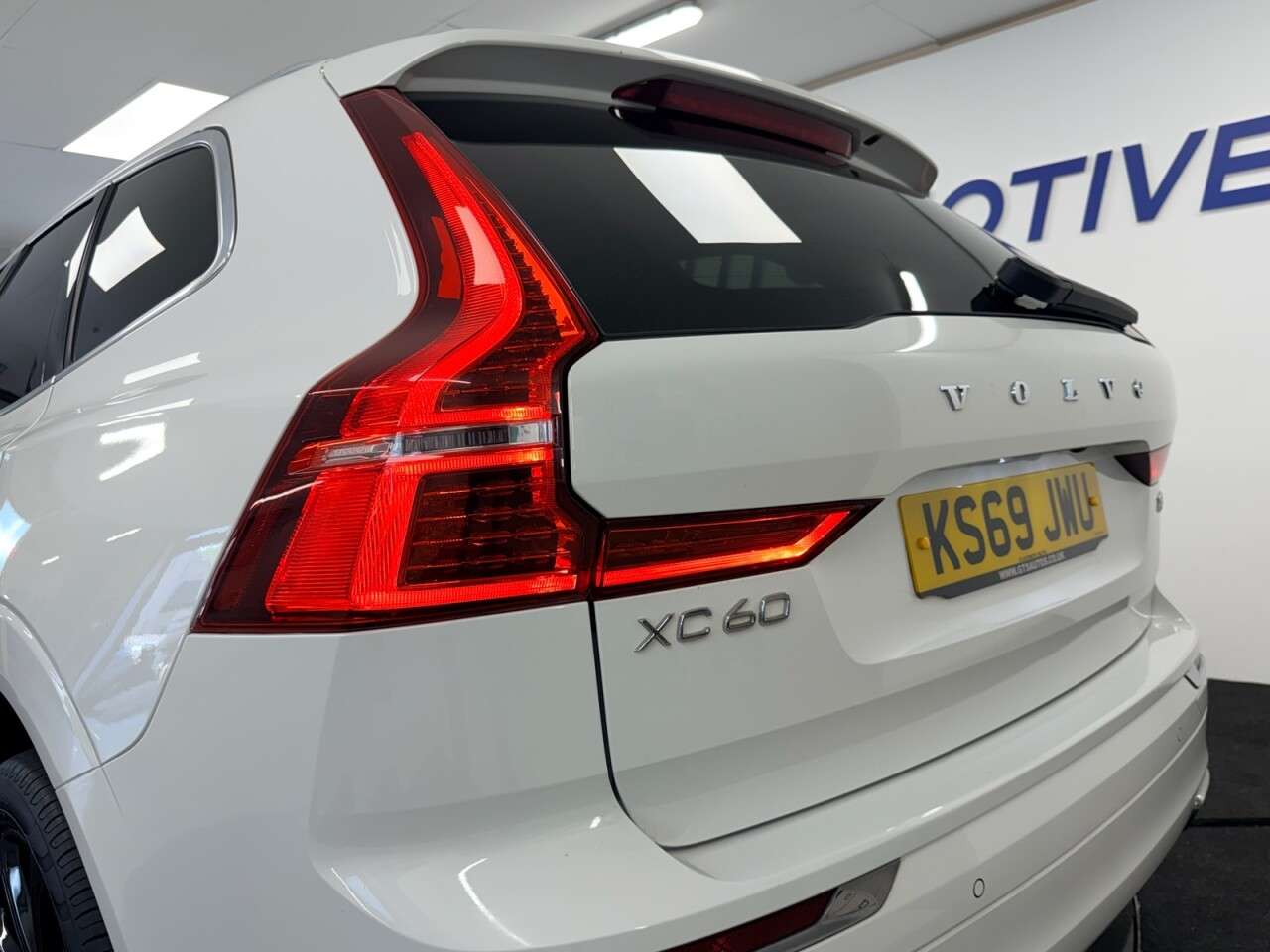 2019 VOLVO XC60 2019 VOLVO XC60