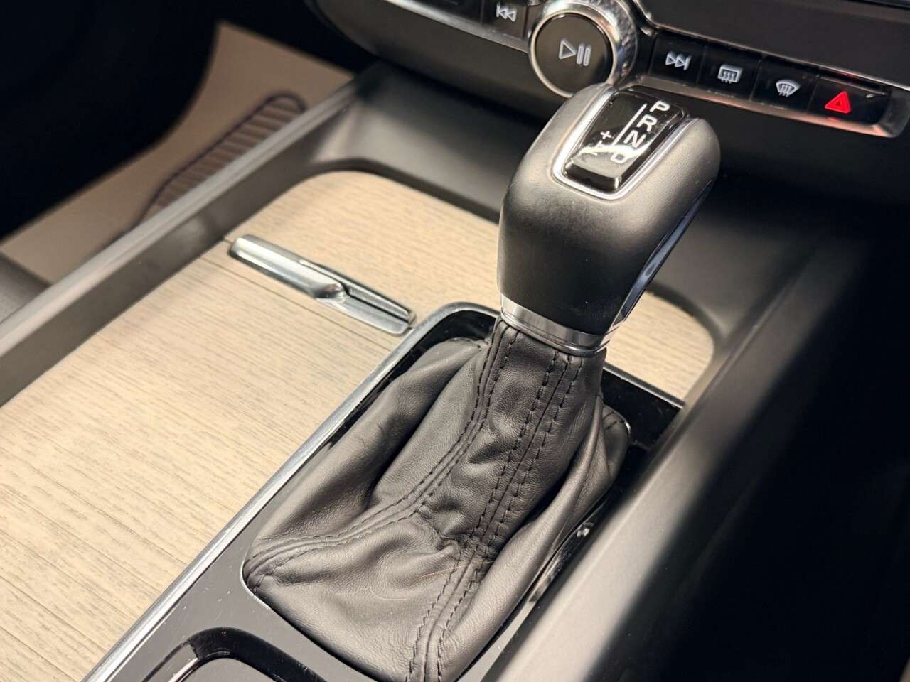 2019 VOLVO XC60 2019 VOLVO XC60