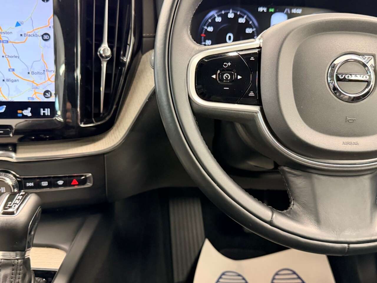 2019 VOLVO XC60 2019 VOLVO XC60