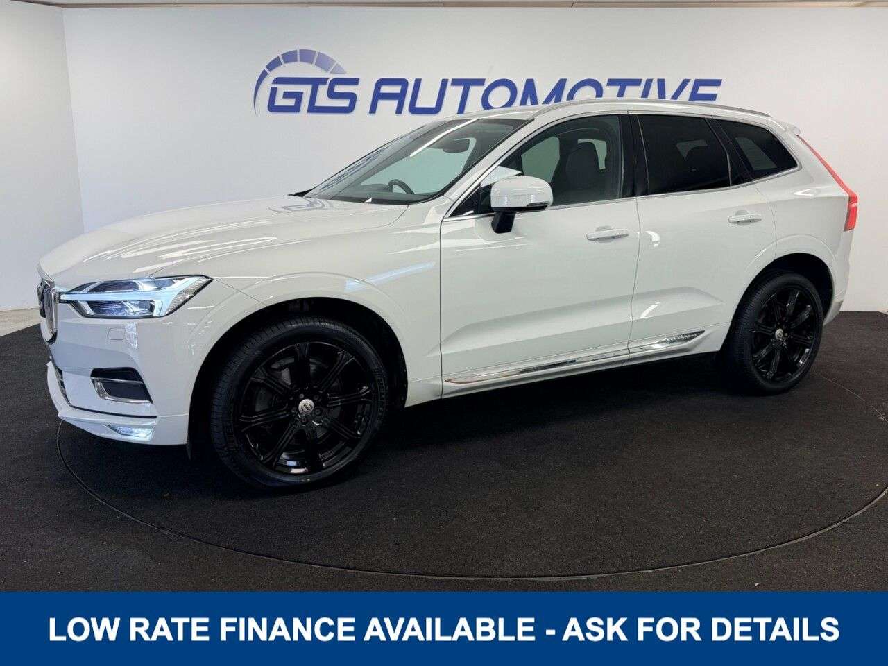 A 2019 VOLVO XC60 2.0 T5 INSCRIPTION PRO AUTO 250 BHP + SAT NAV + REAR CAMERA SIX MONTH WARRA A 2019 VOLVO XC60 2.0 T5 INSCRIPTION PRO AUTO 250 BHP + SAT NAV + REAR CAMERA SIX MONTH WARRA