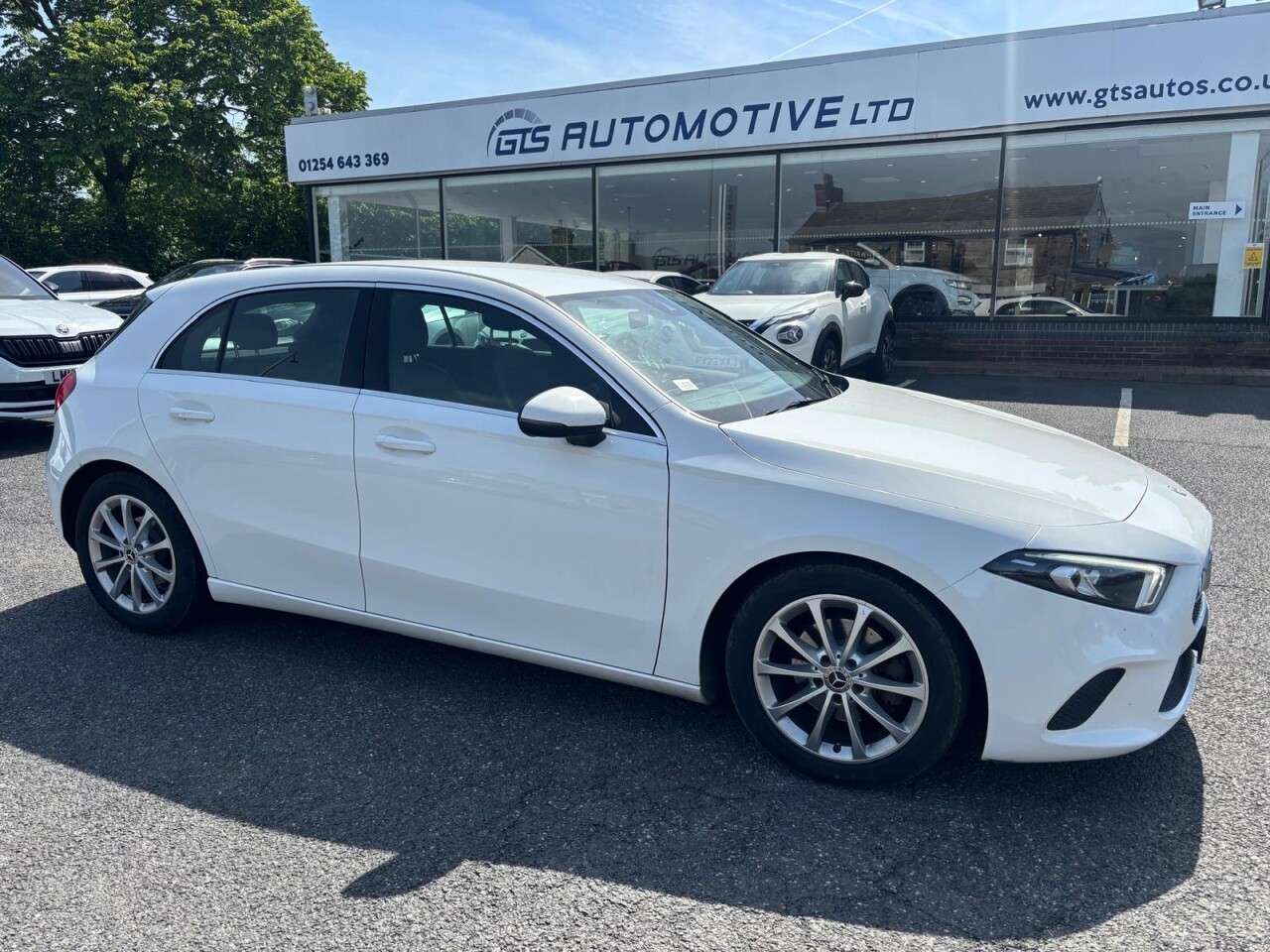 A 2019 MERCEDES-BENZ A CLASS A180d SPORT 7G-DCT AUTO 115 BHP A 2019 MERCEDES-BENZ A CLASS A180d SPORT 7G-DCT AUTO 115 BHP