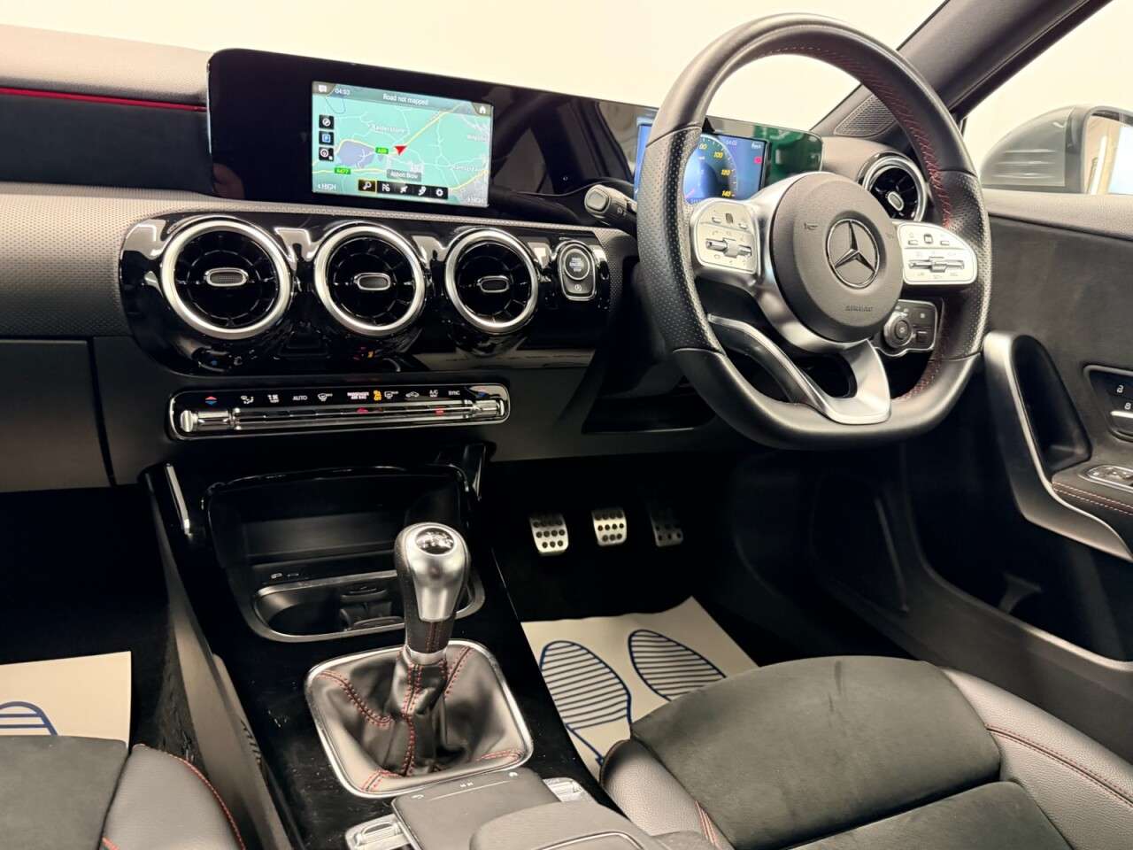 2019 MERCEDES-BENZ A CLASS 2019 MERCEDES-BENZ A CLASS