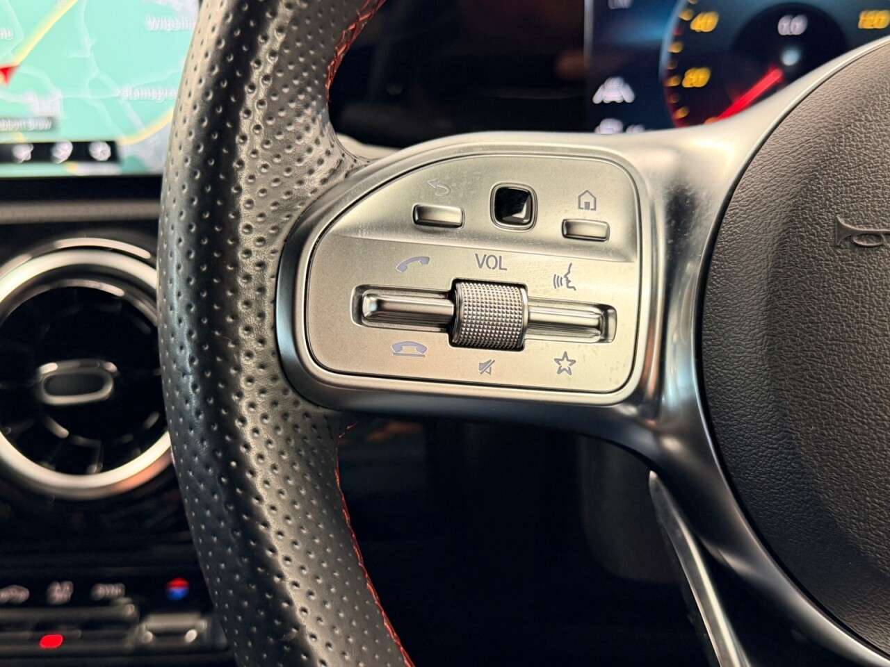 2019 MERCEDES-BENZ A CLASS 2019 MERCEDES-BENZ A CLASS