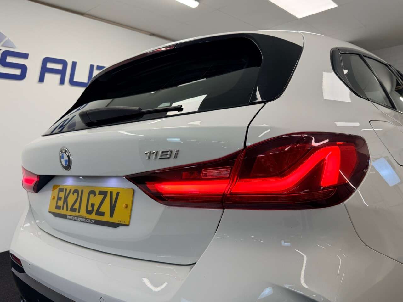 2021 BMW 1 SERIES 2021 BMW 1 SERIES