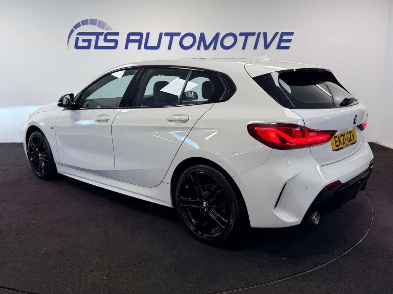 2021 BMW 1 SERIES 2021 BMW 1 SERIES