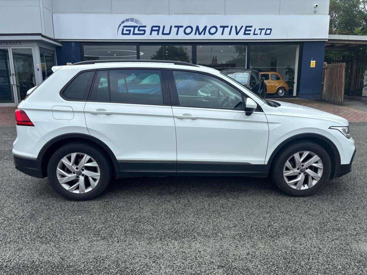 2022 VOLKSWAGEN TIGUAN 2022 VOLKSWAGEN TIGUAN
