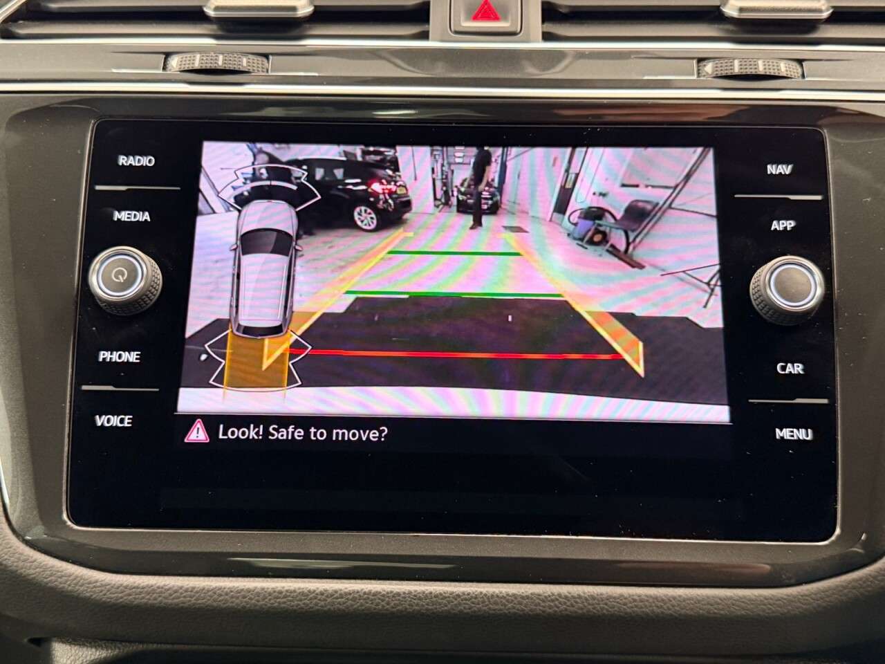 A 2022 VOLKSWAGEN TIGUAN 1.5 TSI LIFE 130 BHP + SAT NAV + REAR CAMERA + HEATED SEATS SIX MONTH WARRA A 2022 VOLKSWAGEN TIGUAN 1.5 TSI LIFE 130 BHP + SAT NAV + REAR CAMERA + HEATED SEATS SIX MONTH WARRA
