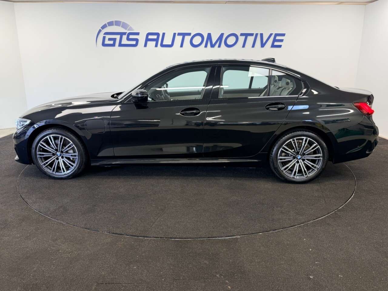 2019 BMW 3 SERIES 2019 BMW 3 SERIES