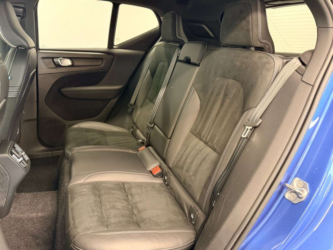 2020 VOLVO XC40 2020 VOLVO XC40