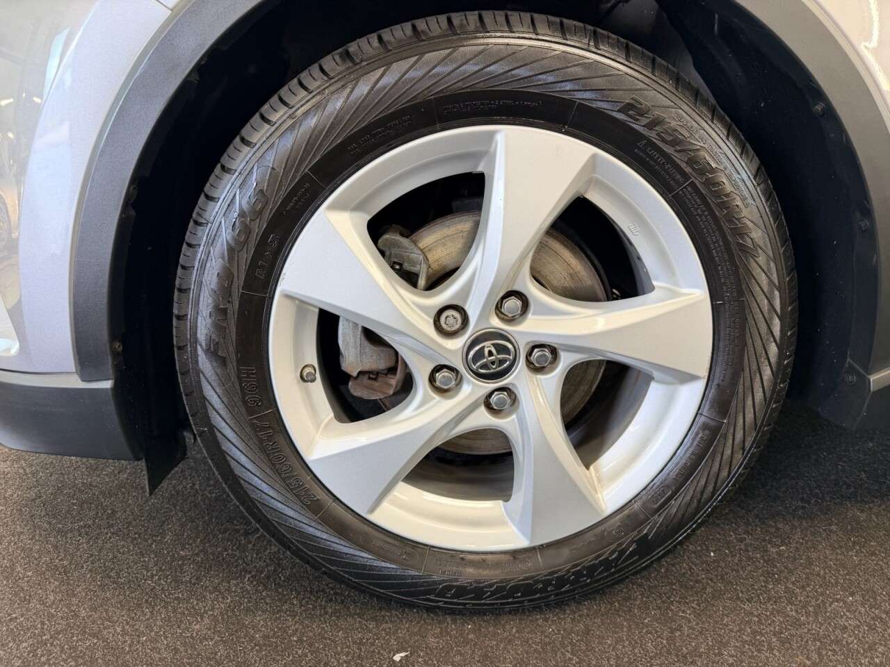 2018 TOYOTA C-HR 2018 TOYOTA C-HR