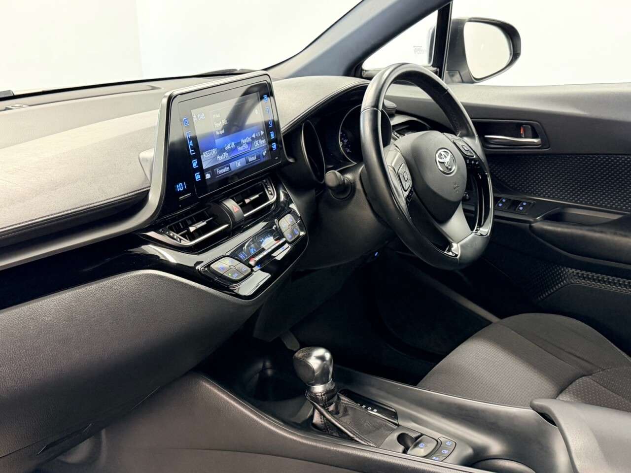 2018 TOYOTA C-HR 2018 TOYOTA C-HR