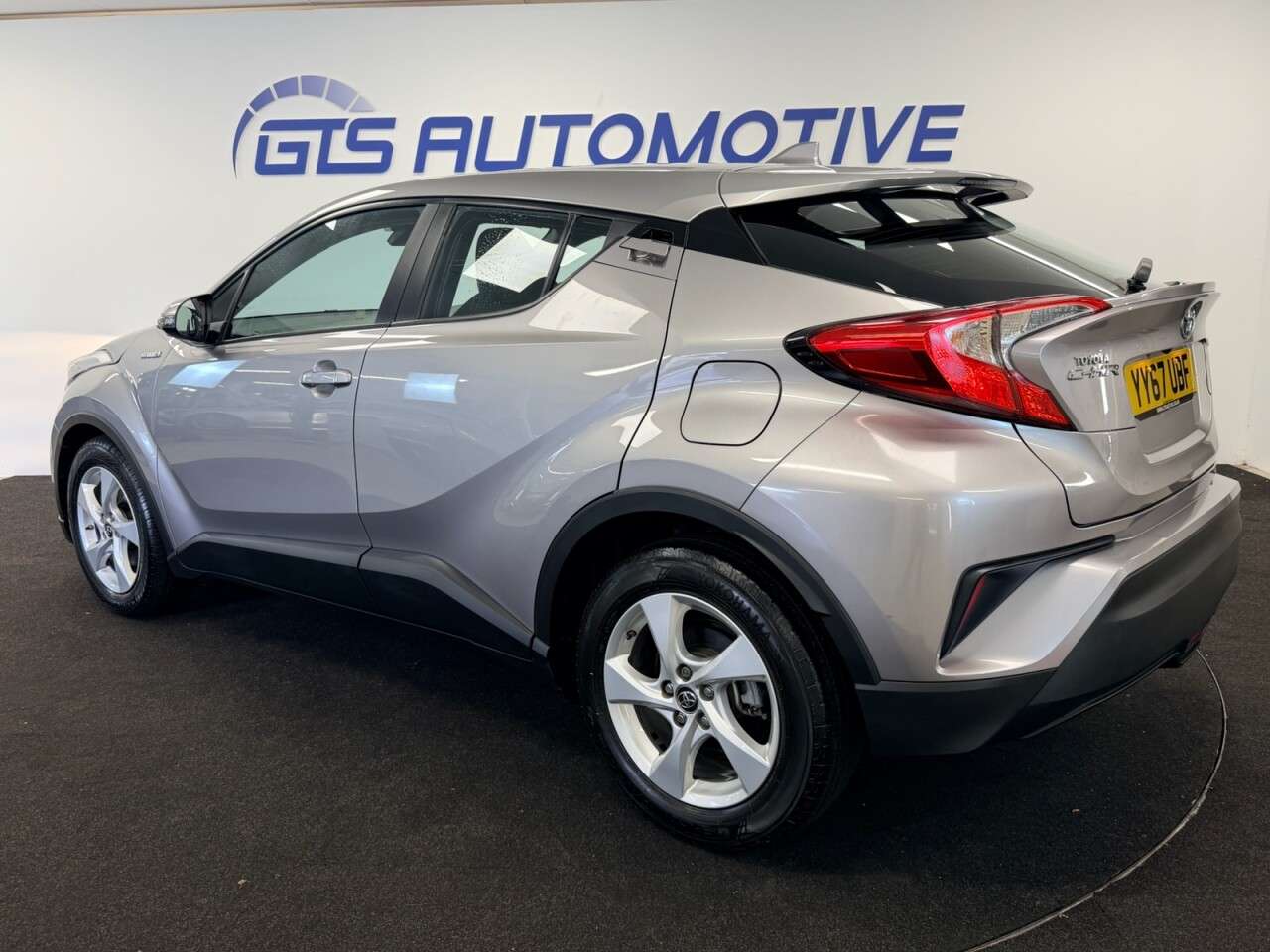 2018 TOYOTA C-HR 2018 TOYOTA C-HR