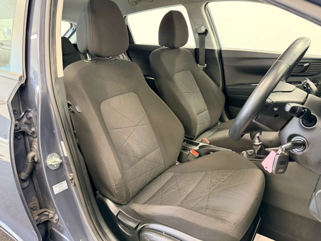 A 2023 HYUNDAI BAYON 1.0 T-GDi MHEV SE CONNECT HYBRID 100 BHP A 2023 HYUNDAI BAYON 1.0 T-GDi MHEV SE CONNECT HYBRID 100 BHP