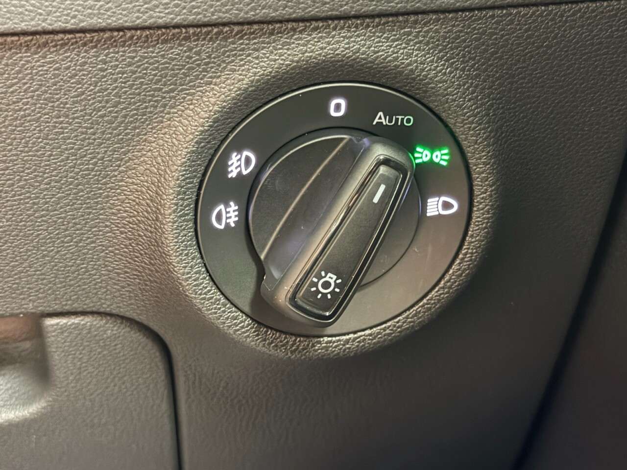 2019 SKODA KAROQ 2019 SKODA KAROQ