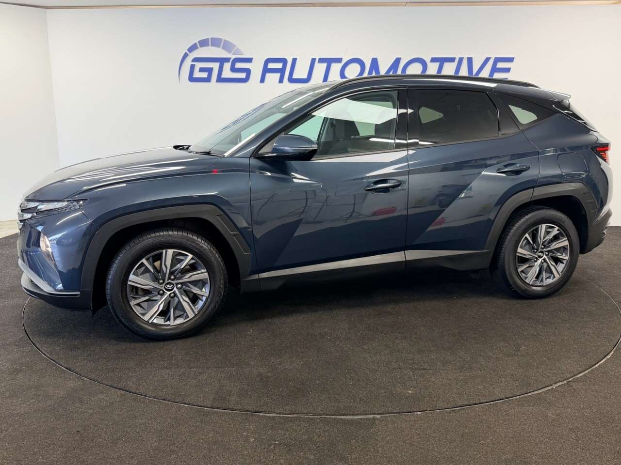 A 2021 HYUNDAI TUCSON 1.6 T-GDi SE CONNECT 150 BHP + SAT NAV + REAR CAMERA SIX MONTH WARRANTY APR A 2021 HYUNDAI TUCSON 1.6 T-GDi SE CONNECT 150 BHP + SAT NAV + REAR CAMERA SIX MONTH WARRANTY APR