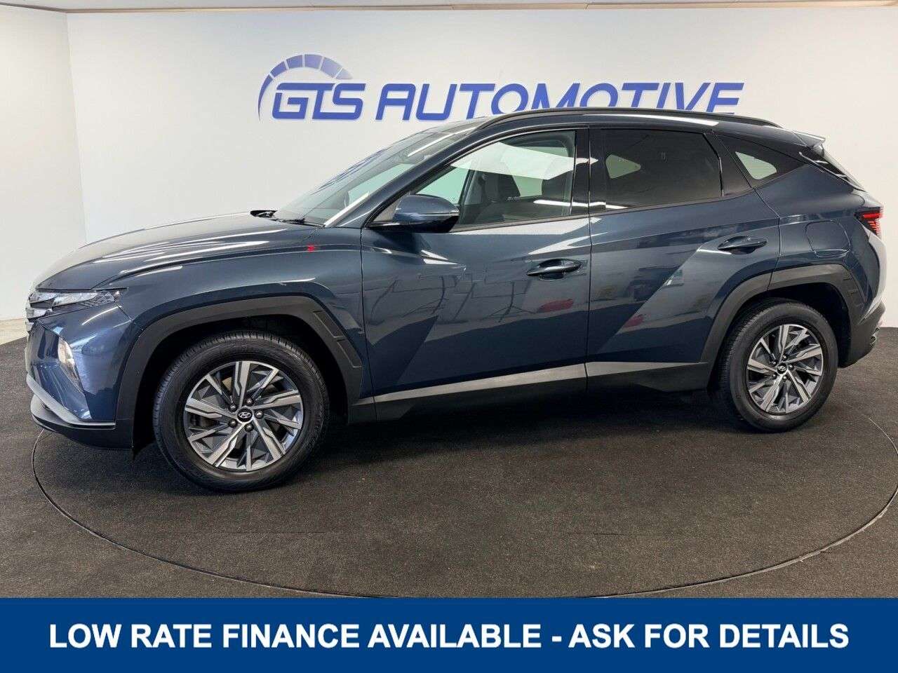 A 2021 HYUNDAI TUCSON 1.6 T-GDi SE CONNECT 150 BHP + SAT NAV + REAR CAMERA SIX MONTH WARRANTY APR A 2021 HYUNDAI TUCSON 1.6 T-GDi SE CONNECT 150 BHP + SAT NAV + REAR CAMERA SIX MONTH WARRANTY APR