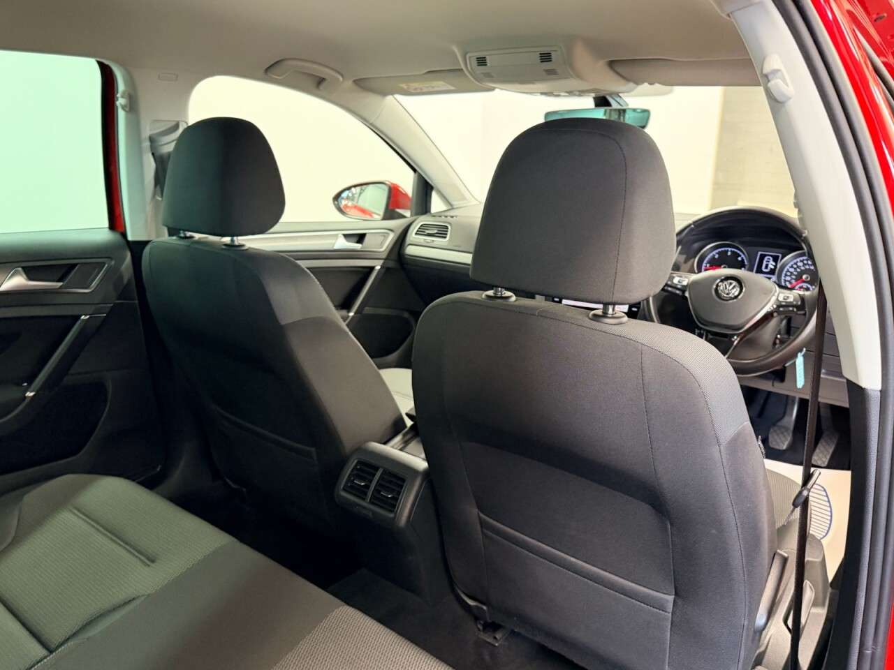 2019 VOLKSWAGEN GOLF 2019 VOLKSWAGEN GOLF