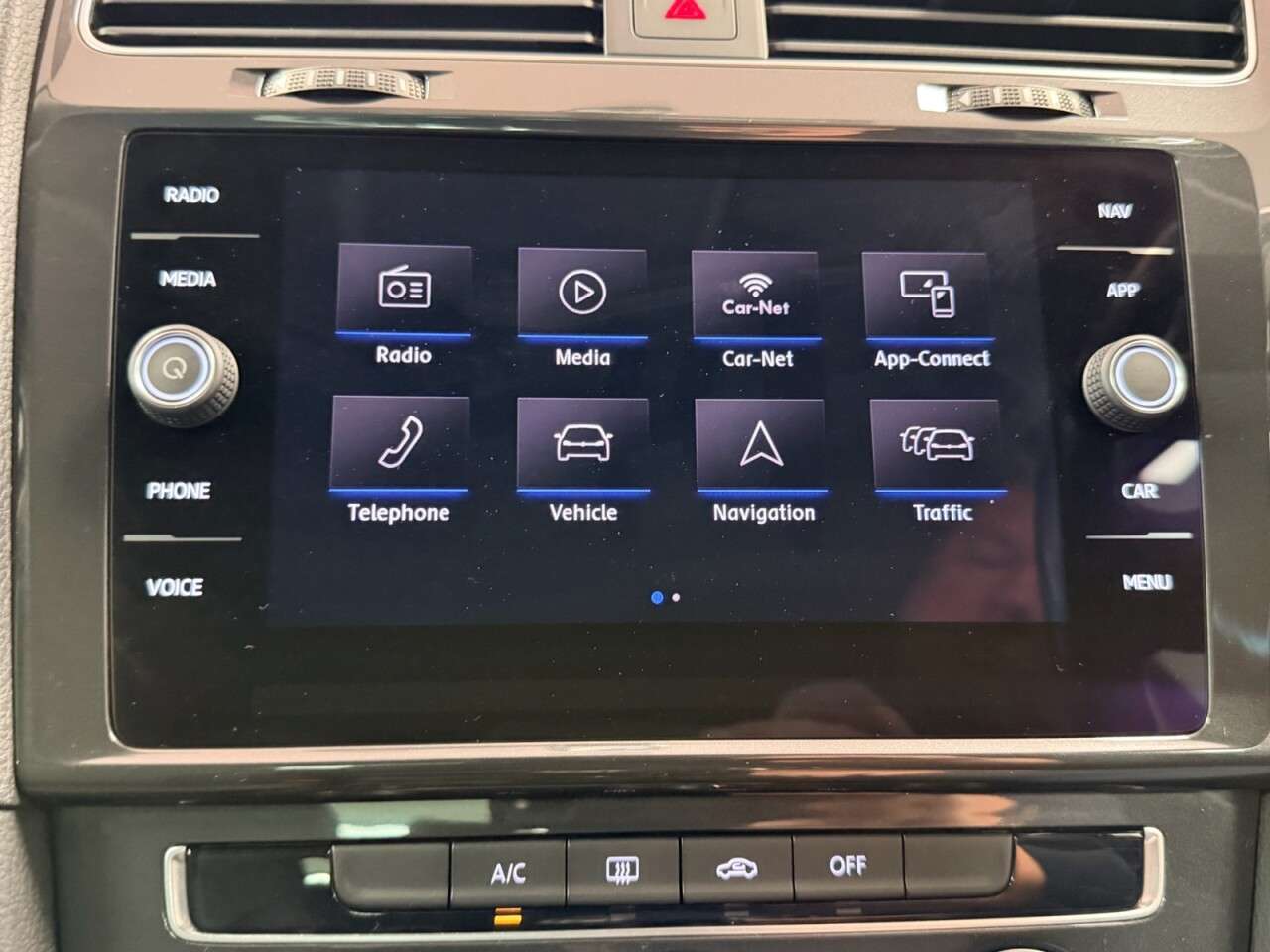 2019 VOLKSWAGEN GOLF 2019 VOLKSWAGEN GOLF