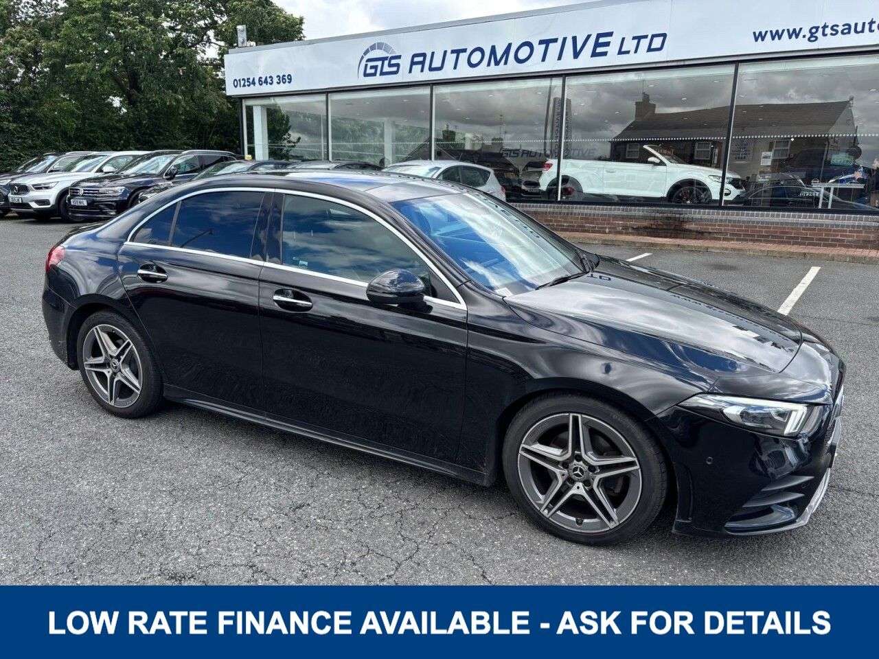 A 2021 MERCEDES-BENZ A CLASS A200d AMG LINE PREMIUM PLUS 8G-DCT AUTO 150 BHP + SAT NAV + SUNROOF A 2021 MERCEDES-BENZ A CLASS A200d AMG LINE PREMIUM PLUS 8G-DCT AUTO 150 BHP + SAT NAV + SUNROOF