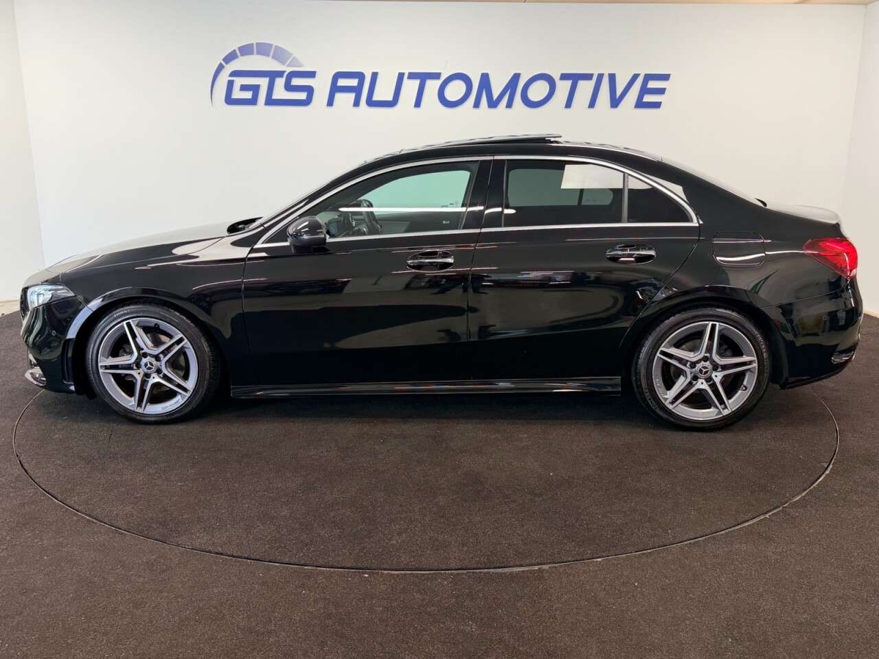 2021 MERCEDES-BENZ A CLASS SALOON 2021 MERCEDES-BENZ A CLASS SALOON