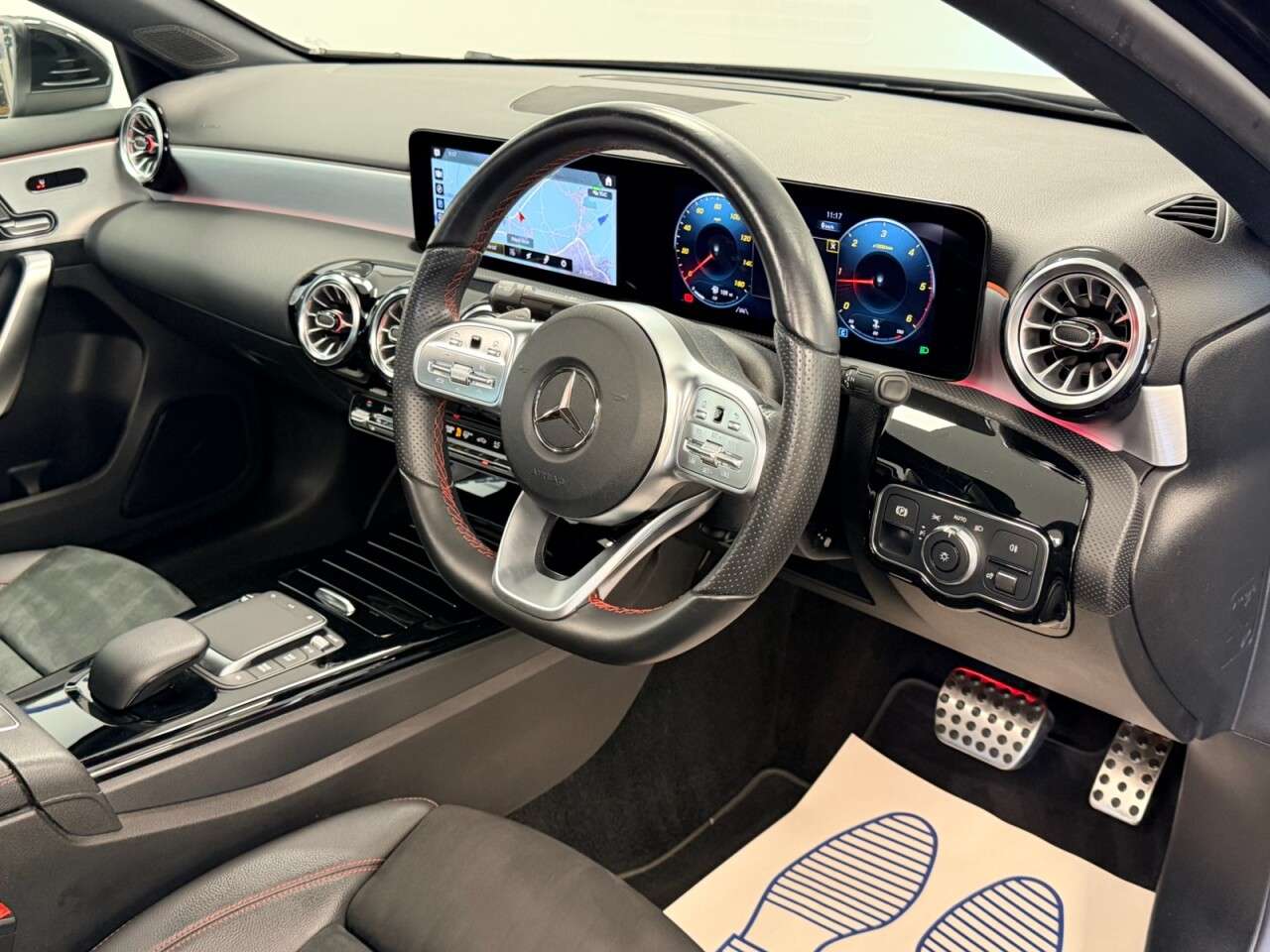 2021 MERCEDES-BENZ A CLASS SALOON 2021 MERCEDES-BENZ A CLASS SALOON