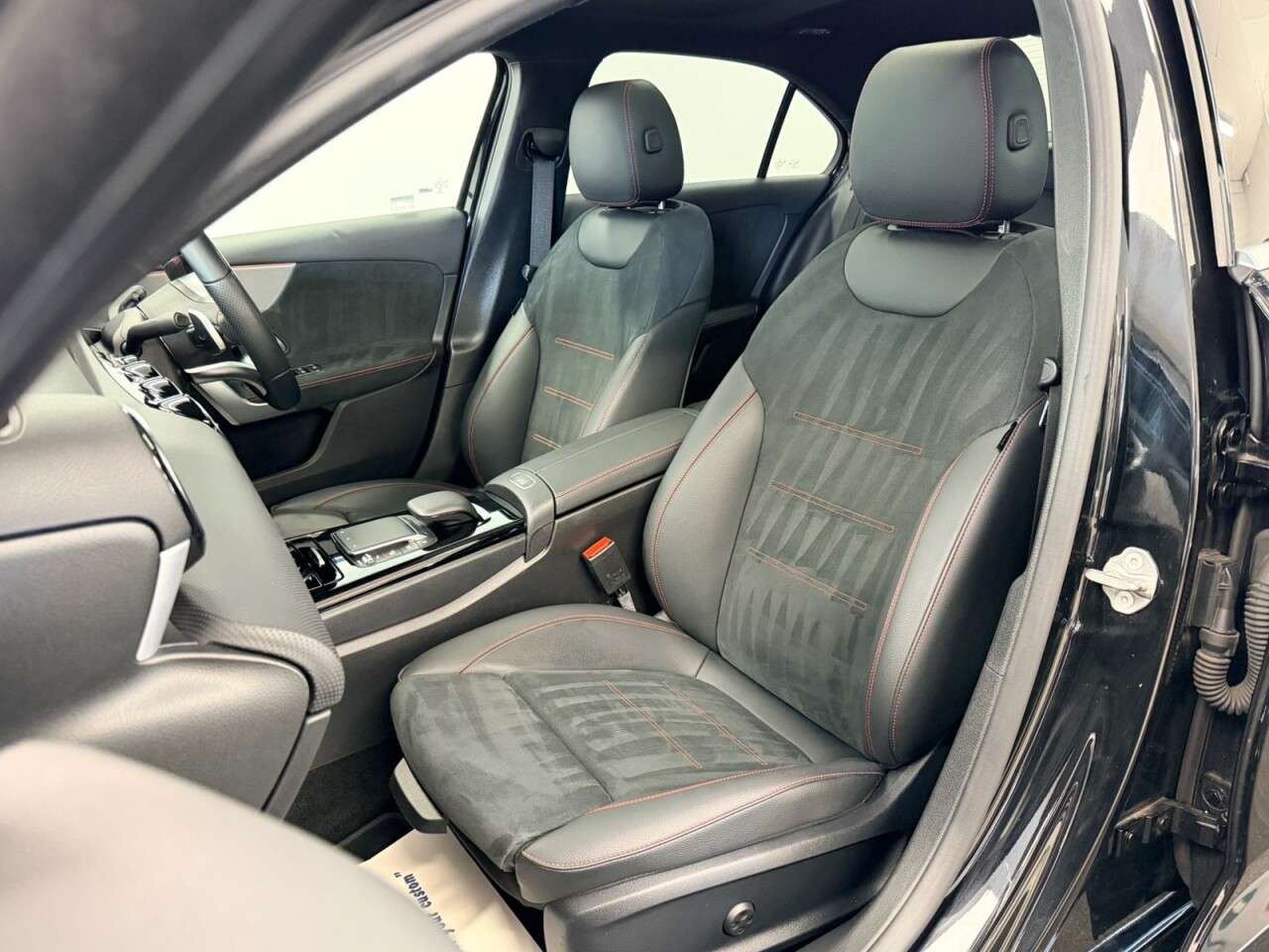 2021 MERCEDES-BENZ A CLASS SALOON 2021 MERCEDES-BENZ A CLASS SALOON