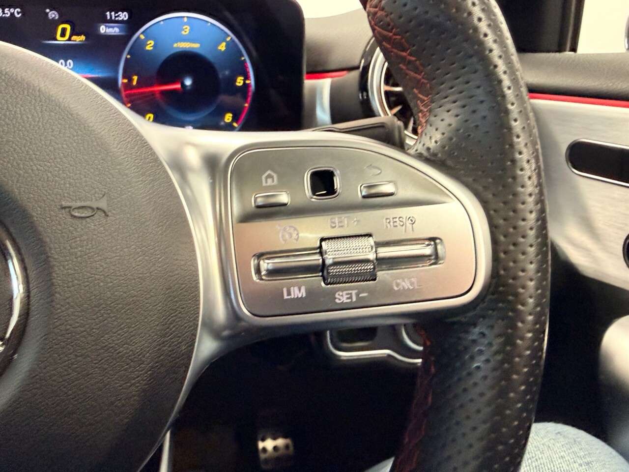2021 MERCEDES-BENZ A CLASS SALOON 2021 MERCEDES-BENZ A CLASS SALOON