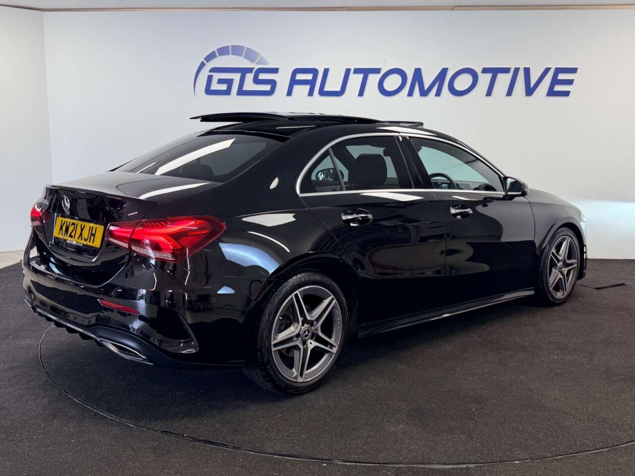 2021 MERCEDES-BENZ A CLASS SALOON 2021 MERCEDES-BENZ A CLASS SALOON