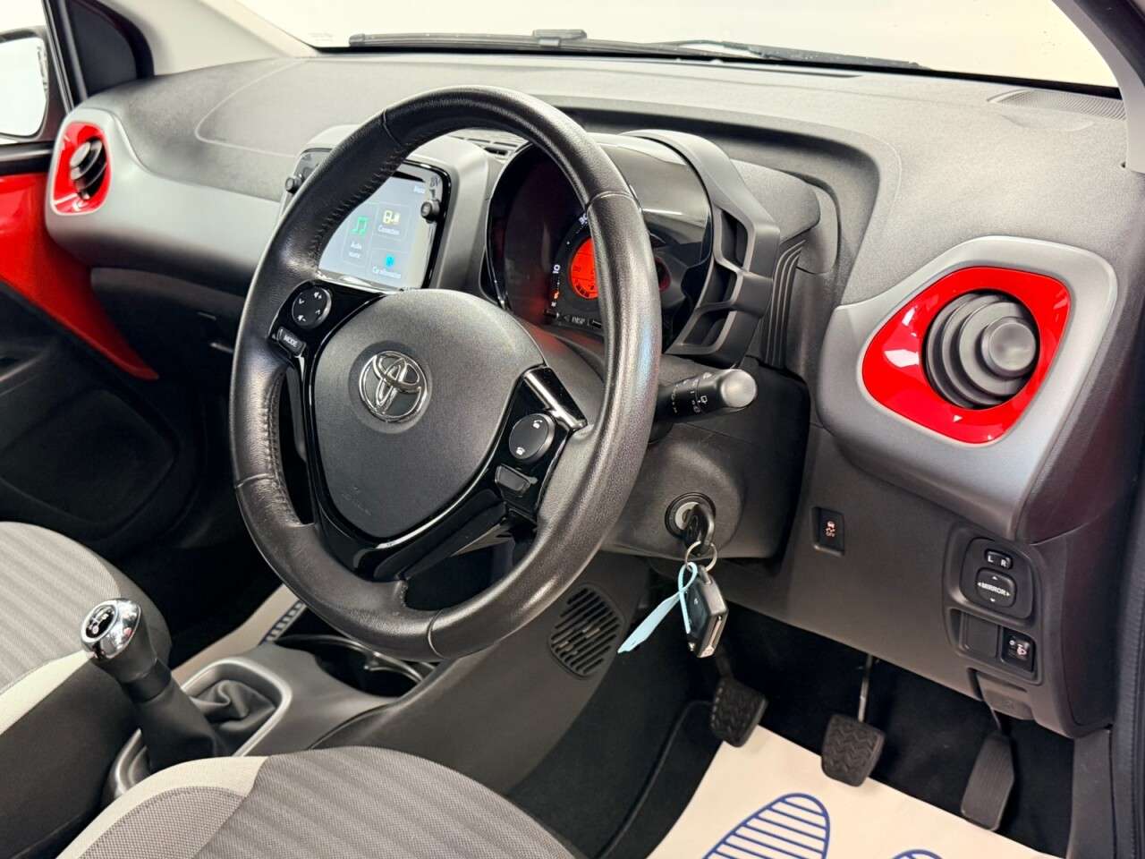 2019 TOYOTA AYGO 2019 TOYOTA AYGO
