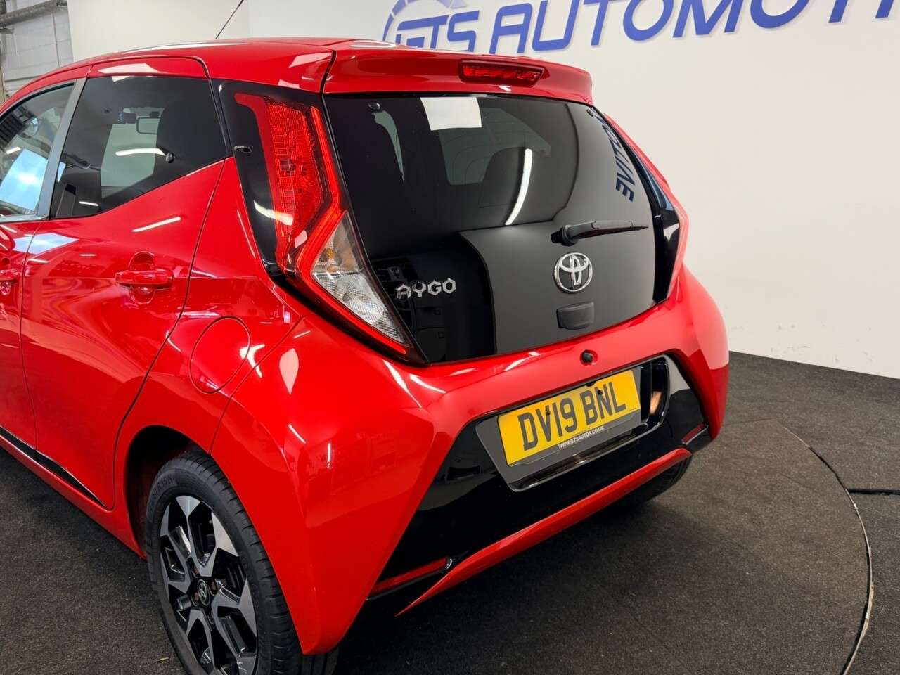 2019 TOYOTA AYGO 2019 TOYOTA AYGO