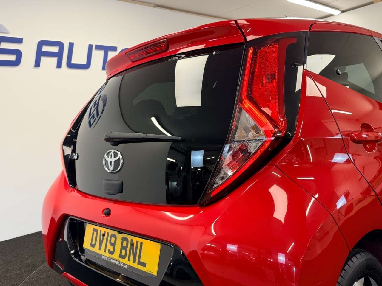 2019 TOYOTA AYGO 2019 TOYOTA AYGO
