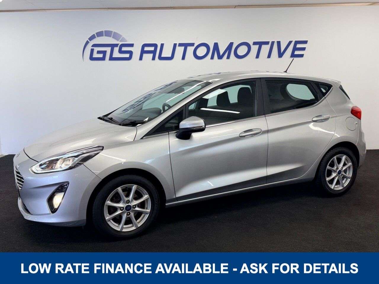 A 2018 FORD FIESTA 1.0 TURBO ECOBOOST ZETEC NAVIGATION FIVE DOOR 100 BHP SIX MONTH WARRANTY JU A 2018 FORD FIESTA 1.0 TURBO ECOBOOST ZETEC NAVIGATION FIVE DOOR 100 BHP SIX MONTH WARRANTY JU