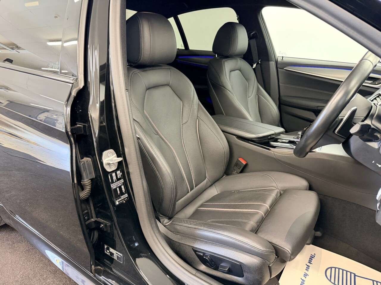 A 2020 BMW 5 SERIES 520d MHT M-SPORT HYBRID AUTO 190 BHP + SAT NAV + HEATED LEATHER SIX MONTH W A 2020 BMW 5 SERIES 520d MHT M-SPORT HYBRID AUTO 190 BHP + SAT NAV + HEATED LEATHER SIX MONTH W