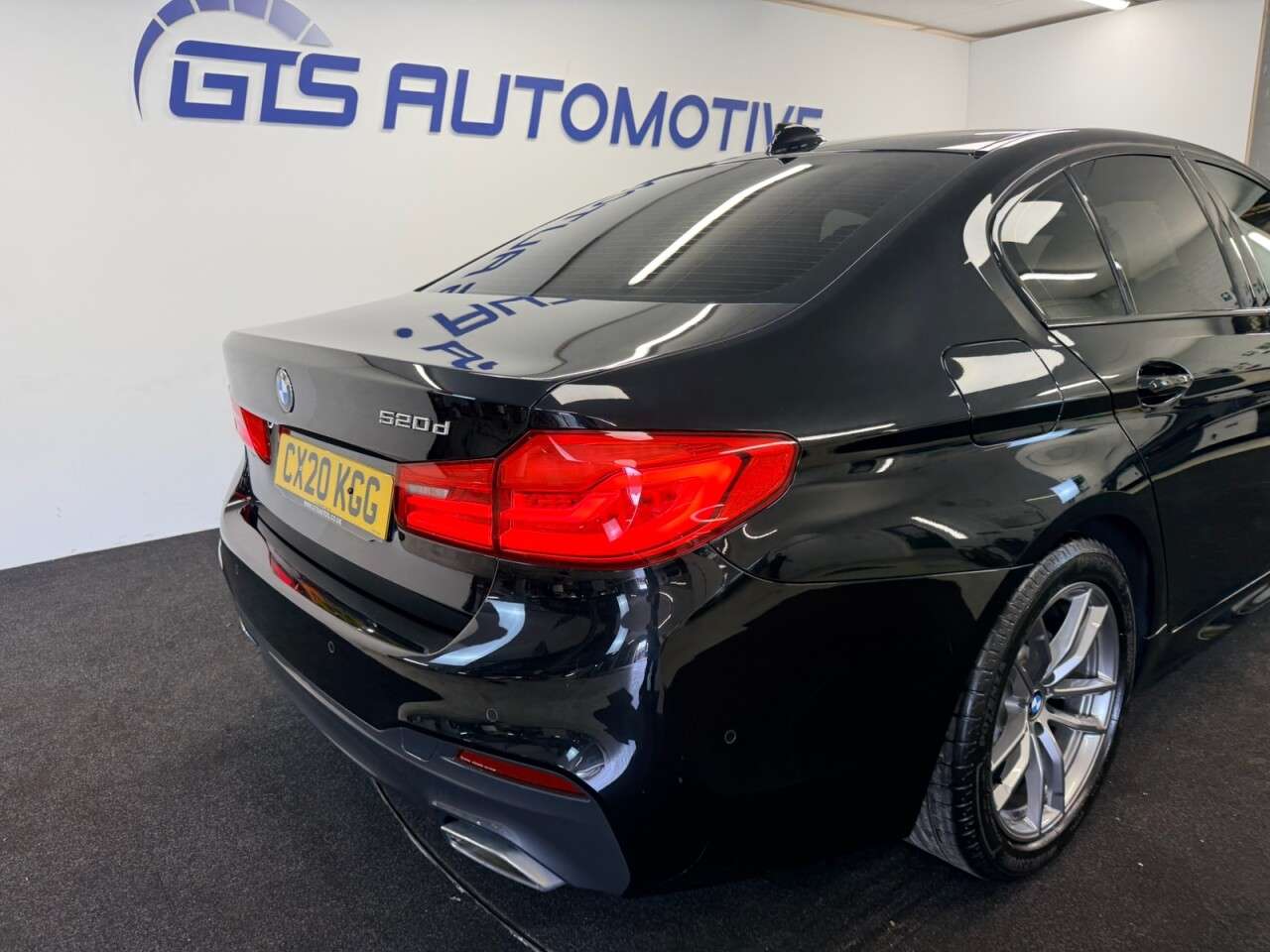 2020 BMW 5 SERIES 2020 BMW 5 SERIES